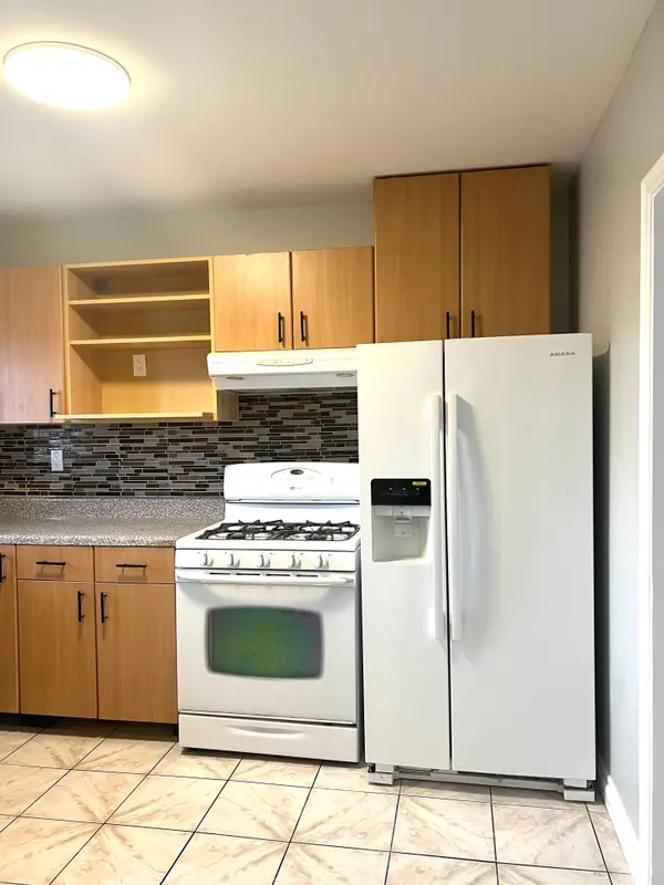 Toronto W03, ON M6N 2G9,8 Porter AVE