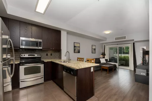 570 Lolita GDNS #125, Mississauga, ON L5A 0A1