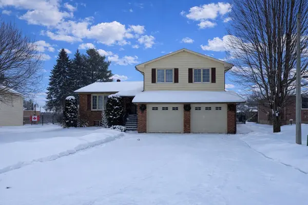 South Dundas, ON K0C 1X0,28 Fairholme DR