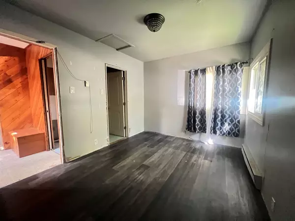 Gravenhurst, ON P0E 1N0,1052 4 Seasons RD