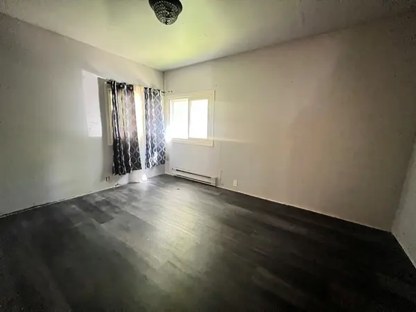 1052 4 Seasons RD, Gravenhurst, ON P0E 1N0