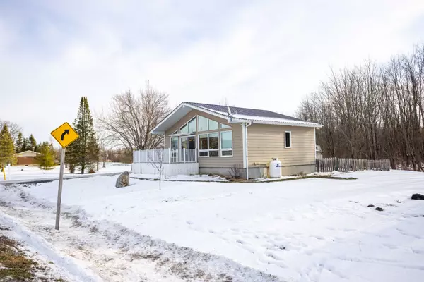 17294 Wheeler RD, South Stormont, ON K0C 2A0