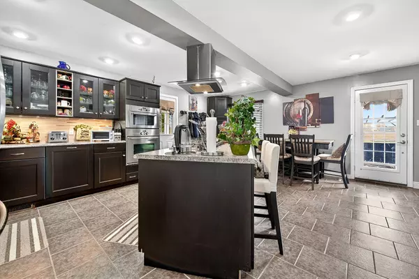 Hamilton, ON L0R 1P0,1597 Trinity Church RD