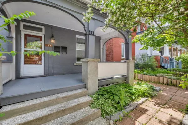 West Centre Town, ON K1Y 2B9,111 Spadina AVE #2