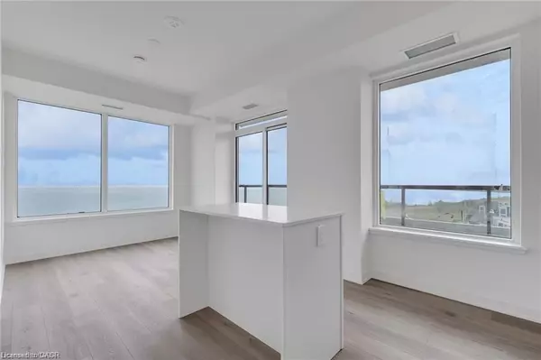 385 Winston RD #1408, Grimsby, ON L3M 4E8