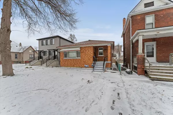 Windsor, ON N9A 4T4,732 Church ST