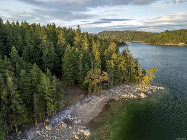 Cortes Island, BC V0P 1Z0,0 Tan Island