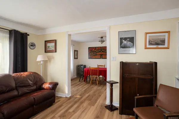 Victoria, BC V8T 1N6,1256 Walnut St