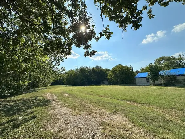 Corsicana, TX 75110,906 N Commerce Street