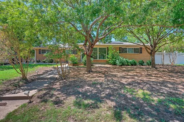 Waco, TX 76710,1732 Hilltop Drive