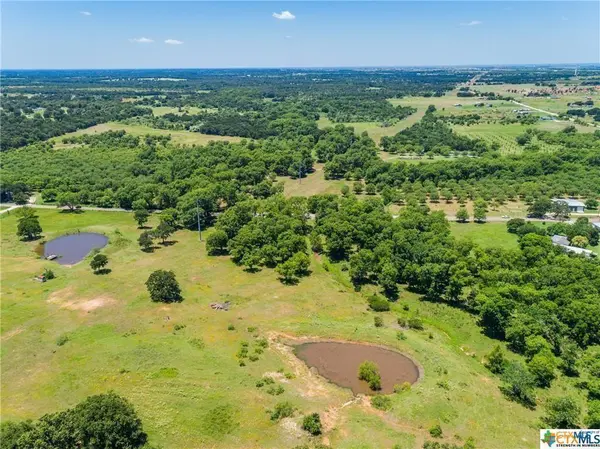 4605 County Road 467, Elgin, TX 78621