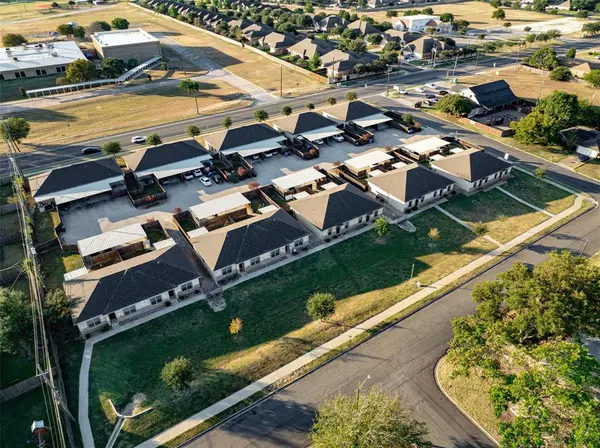 Waco, TX 76712,2300-2338 Century Drive