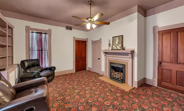 Clifton, TX 76634,515 Hackberry Street