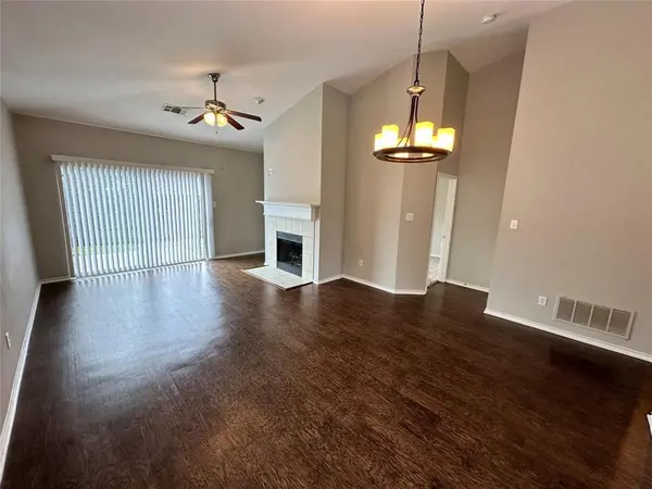 Fort Worth, TX 76179,5033 Caraway Drive