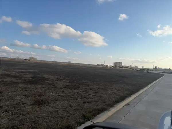 Lorena, TX 76655,113 Iris Street