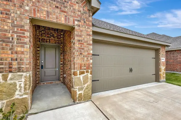 Princeton, TX 75407,1006 Honey Maple Street