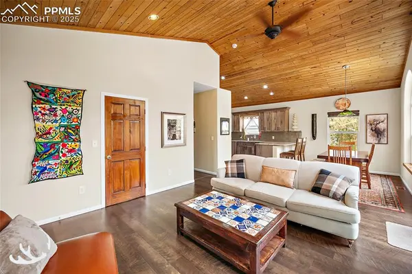 Cascade, CO 80809,9845 Mesa RD