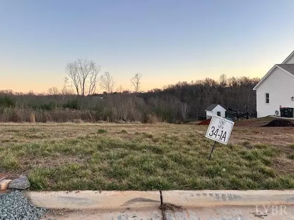 Lynchburg, VA 24503,914 Elmwood AVE