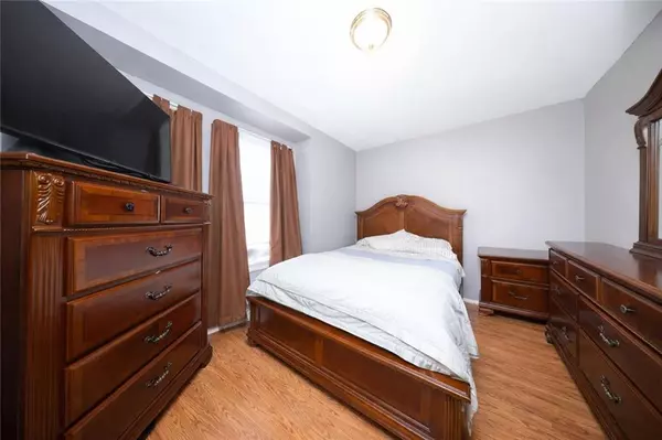 Staten  Island, NY 10301,148 York AVE