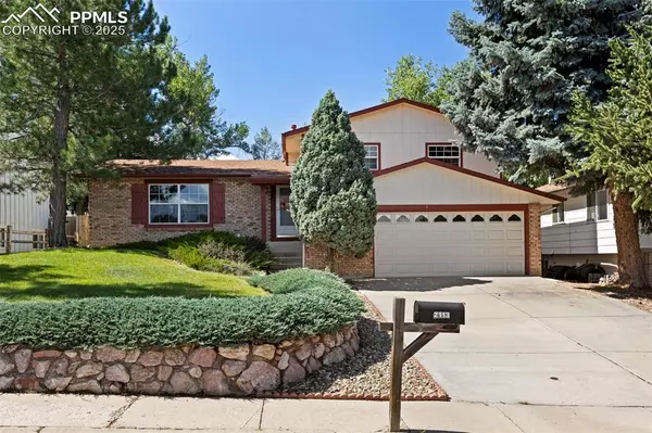 Colorado Springs, CO 80918,2113 Roundtop CT