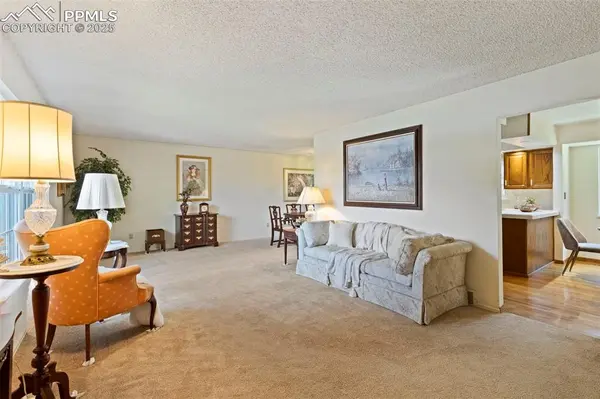 Colorado Springs, CO 80918,2113 Roundtop CT