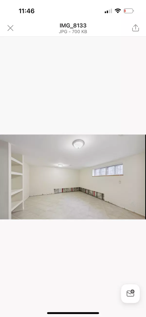 Toronto E09, ON M1K 4W7,26 Anola PL