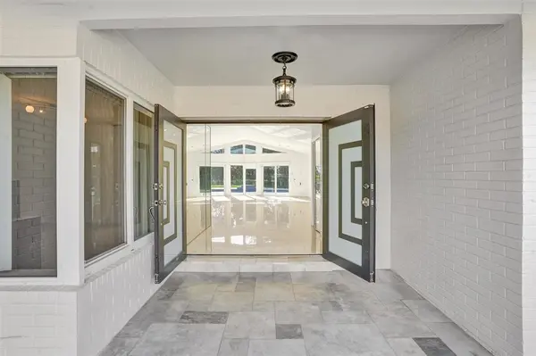 Tamarac, FL 33319,5903 Breadfruit Cir