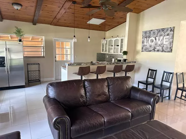 Fort Lauderdale, FL 33312,370 Delaware Ave