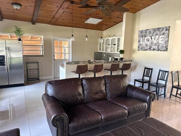 Fort Lauderdale, FL 33312,370 Delaware Ave