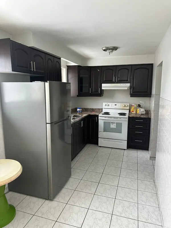 Mississauga, ON L4T 2J6,3142 PURNELL CT #MAIN