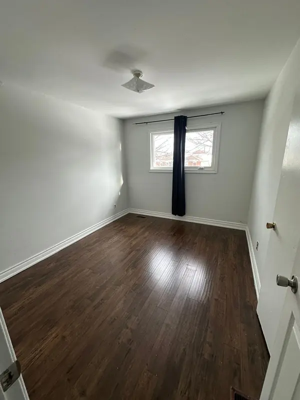 Mississauga, ON L4T 2J6,3142 PURNELL CT #MAIN