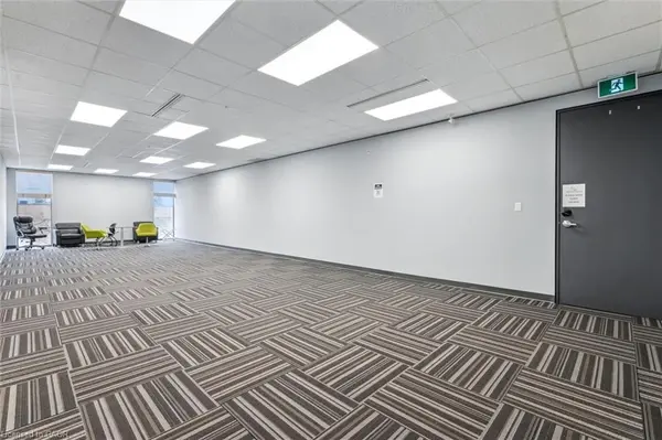 Burlington, ON L7N 3T9,3430 South Service RD #202