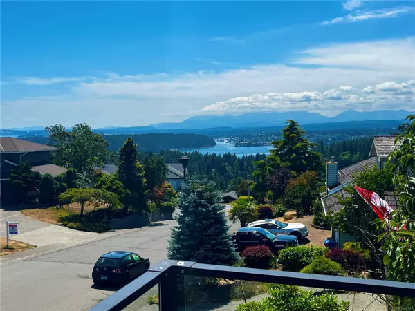 3702 Glen Oaks Dr, Nanaimo, BC V9V 1N9