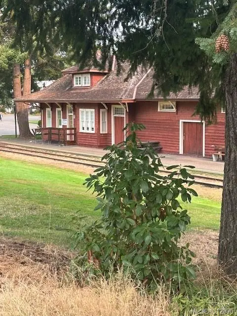 Qualicum Beach, BC V9K 1G9,160 Harlech Rd