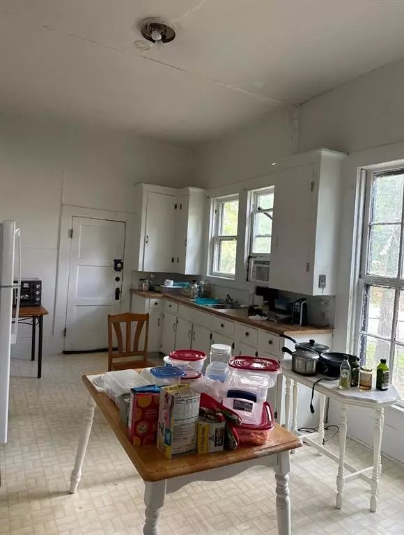 Gibsland, LA 71028,1910 Main Street