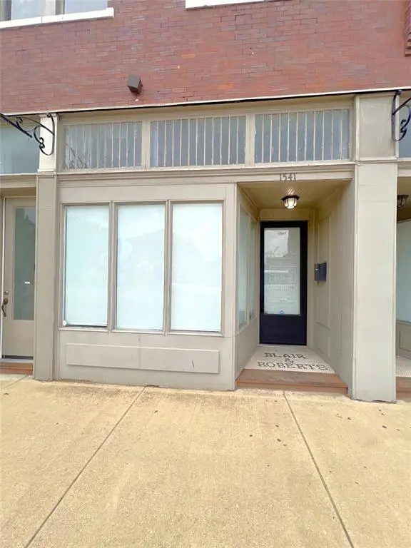 Fort Worth, TX 76164,1541 N Main Street