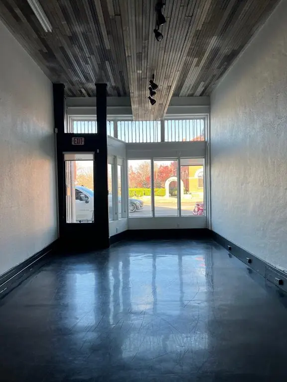 Fort Worth, TX 76164,1541 N Main Street