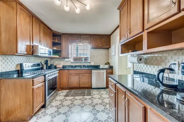 Dallas, TX 75211,2619 Kingston Street