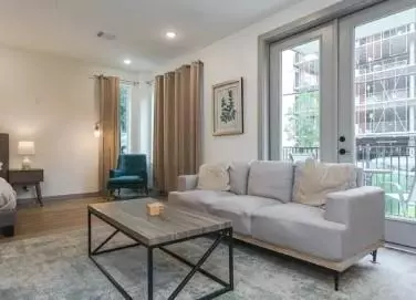 Dallas, TX 75204,4001 Roseland Avenue