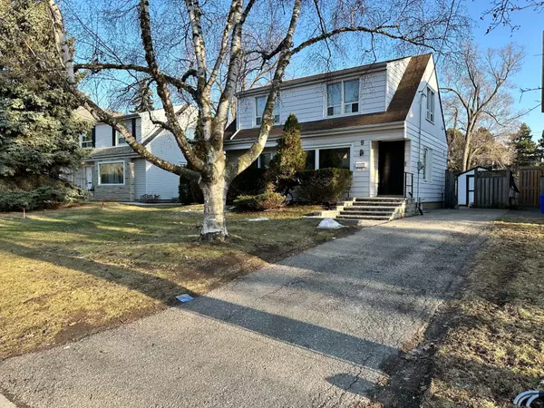 Toronto C07, ON M2N 1R1,9 Roycrest AVE #Room