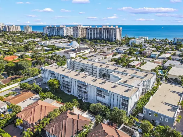 Lauderdale By The Sea, FL 33308,4629 Poinciana St #506