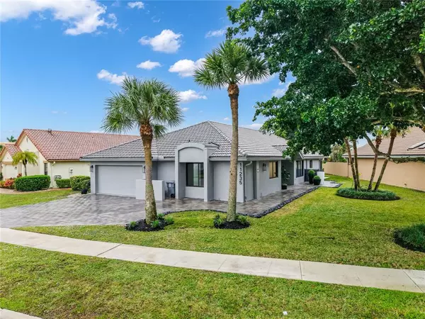 11235 Clover Leaf Circle, Boca Raton, FL 33428