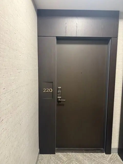 412 Silver Maple RD #220, Oakville, ON L6H 7X8