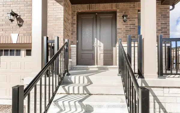 Brampton, ON L6P 4R7,8 Boswell DR