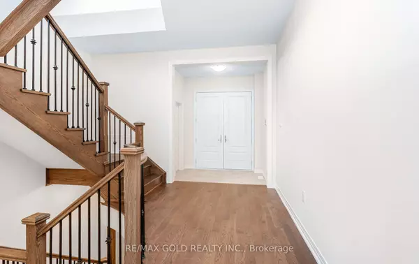 Brampton, ON L6P 4R7,8 Boswell DR