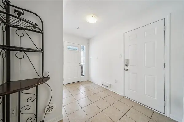 Milton, ON L9T 8R2,605 Attenborough TER