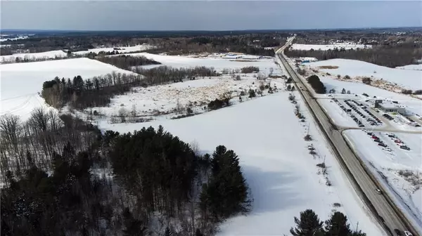 Pembroke, ON K8A 7A5,0 PEMBROKE ST W