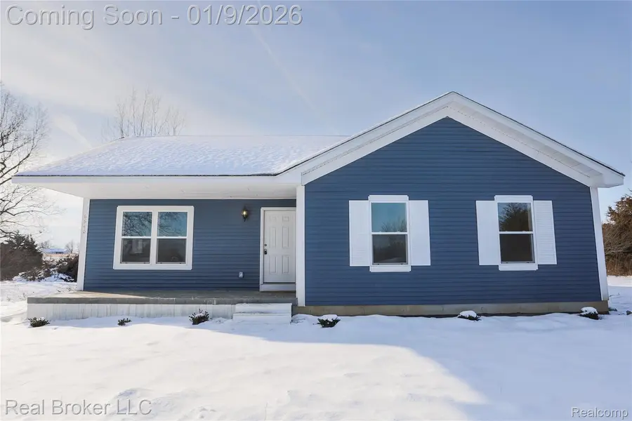 6640 Lemon RD, Bancroft Village, MI 48414