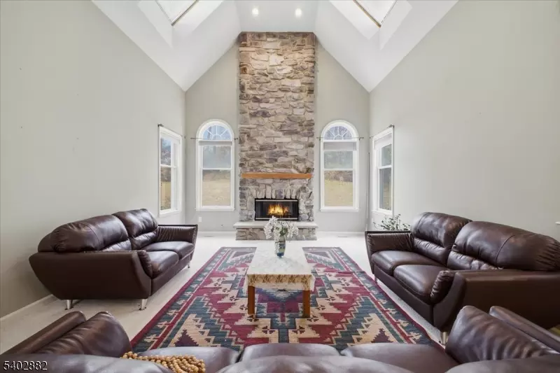 Bethlehem Twp., NJ 08802,13 Old Schoolhouse Rd