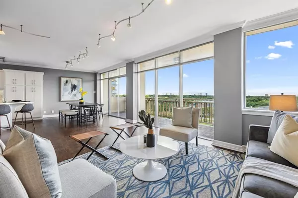 Dallas, TX 75225,6211 W Northwest #701